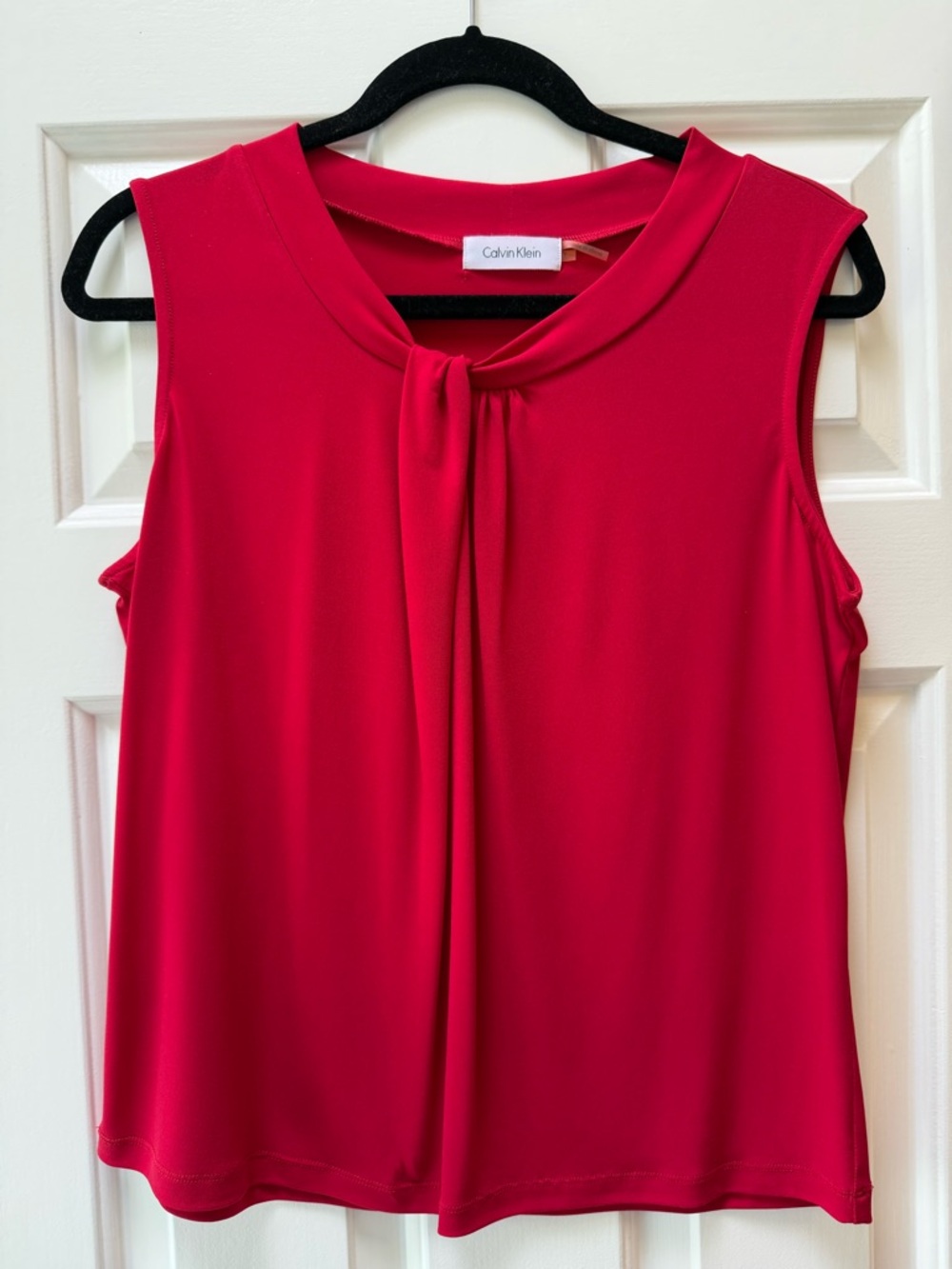 Like New Calvin Klein Red Sleeveless Knot-Neck Camisole